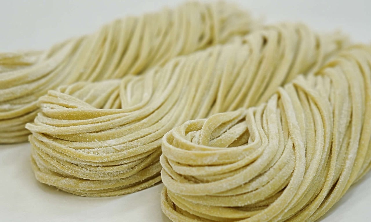 三沢製麵×濱醤油醸造場 冬のプレミアム麺つゆ【100本限定】